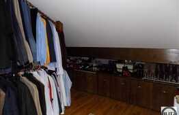 Casa LA CHEIE cu 127 mp utili si teren de 400 mp, gradina amenajata!