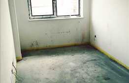 Triplex cu 4 camere, 115 mp, teren 100 mp, semifinisat, in Gheorgheni