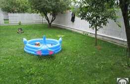 Duplex ce te asteapta intr-o atmosfera moderna, investita cu rafinament