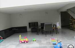 Duplex ce te asteapta intr-o atmosfera moderna, investita cu rafinament