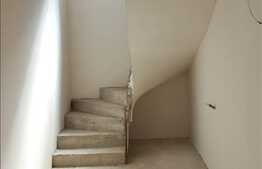 Vanzare duplex, 130 mp utili, 350 mp teren, zona rezidentiala de case si vile