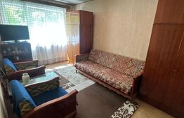 Apartament cu 3 camere, decomandate, boxă, centrală, zona Primăverii