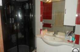 Duplex de vanzare, 4 camere, 130 mp, 180 mp de teren, zona de case!