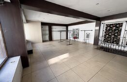 Spatiu Comercial, 112 mp, vitrina, zona Centrala