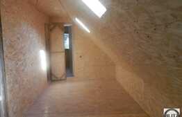 Casa de vacanta cu 4 camere, 156 mp, 550 mp teren, zona Somesul Rece!