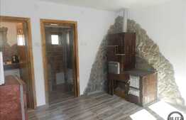 Casa de vacanta cu 4 camere, 156 mp, 550 mp teren, zona Somesul Rece!