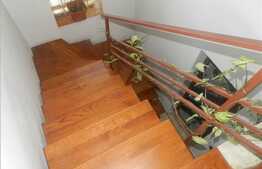 Casa ta de la tara, dar aproape de oras!