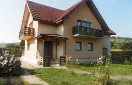 Casa ta de la tara, dar aproape de oras!