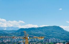 Apartament cu 2 camere decomandat, etaj 10/10 - Tractorul 