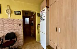 Apartament cu 2 camere, decomandate, potențial excelent, zona Calvaria