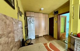 Apartament cu 2 camere, decomandate, potențial excelent, zona Calvaria