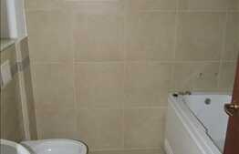 Apartament 2 camere de vanzare, 55 mp utili, zona Sf. Ioan, cu boxa si parcare