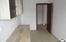Apartament 2 camere de vanzare, 55 mp utili, zona Sf. Ioan, cu boxa si parcare