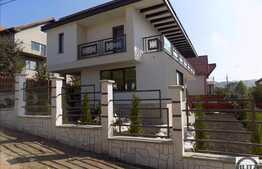 Vanzare casa individuala, 218 mp, 500 mp teren, zona linistita