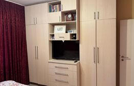 Apartament cu 3 camere, aer conditionat, etaj intermediar, lift, parcare