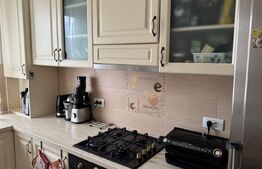 Apartament cu 3 camere, aer conditionat, etaj intermediar, lift, parcare