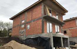 Vanzare casa individuala, 198 mp utili, 443 mp teren, zona linistita