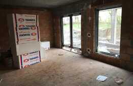 Vanzare casa individuala, 198 mp utili, 443 mp teren, zona linistita