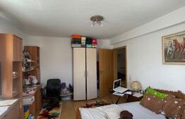 Se vinde Apartament cu doua garaje la casa - in EXCLUSIVITATE