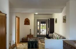 Se vinde Apartament cu doua garaje la casa - in EXCLUSIVITATE
