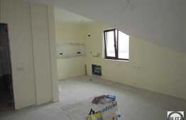 Vanzare duplex, 270 mp utili, 500 mp teren, zona nou dezvoltata!