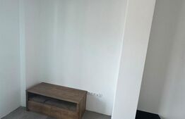 Apartament 2 camere, 63 mp, semidecomandat, zona Teilor