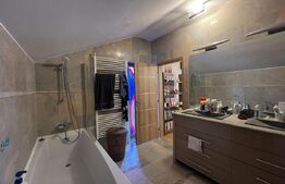 Casa de vanzare, 4 camere, 153,50 mp, zona Transylvania College 