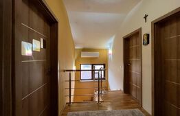 Casa de vanzare, 4 camere, 153,50 mp, zona Transylvania College 