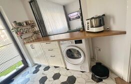 Apartament cu 2 camere, gradina, imobil tip vila, 2 parcari, zona Sub Cetate