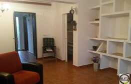 Triplex de 84 mp, 3 camere, 50 mp de teren! Zona usor accesibila!