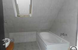 Triplex de 84 mp, 3 camere, 50 mp de teren! Zona usor accesibila!