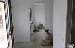 Casa individuala cu 4 camere, 130 mp, teren de 300 mp! Zona usor accesibila!