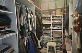 Apartament de vanzare, 67 mp, semidecomandat, parcare, zona Eroilor
