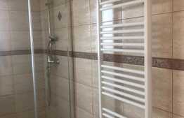 Casa individuala, 4 camere, 170 mp, teren de 1300 mp! Zona de case!