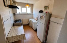Apartament 2 camere decomandate, 52 mp, etaj intermediar, zona Calea Florești