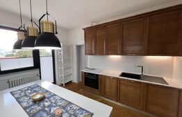Apartament 4 camere, garaj inclus + 1 parcare - zonă ultracentrală