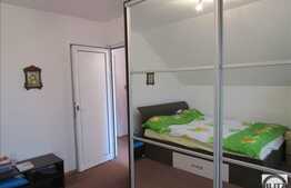 Casa individuala cu 4 camere, 100 mp, teren de 550 mp! Zona de case!