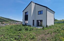 Casă nouă in Apahida Campenesti - individuală cu priveliste spre lac