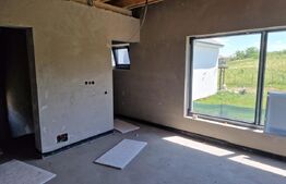 Casă nouă in Apahida Campenesti - individuală cu priveliste spre lac