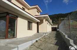 Vanzare casa individuala, 186mp utili, 1300 mp teren, zona linistita