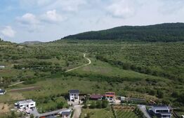 Teren 700 mp in ansamblu privat exclusivist Radaia, Cluj