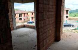 Oferta! Duplex de vanzare la rosu! Proiect + Autorizatie de Constructie