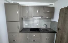 Apartament 2 camere, modern, semidecomandat, zona: Aeroport