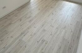 Apartament 2 camere + balcon, zona Tractorul