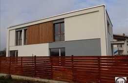 Casa cuplata cu 4 camere, 120 mp, teren 240 mp, semifinisata!