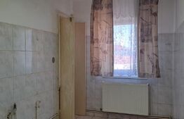 Apartament 2 camere, etaj 4, zona centrală, Făgăraș – nemobilat, de renovat