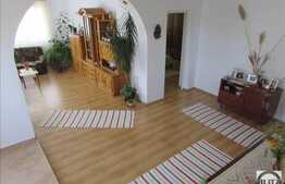 Vanzare casa individuala, 262 mp utili, 400 mp teren, zona linistita!