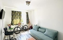 Apartament 2 camere, decomandat, etaj intermediar de vanzare