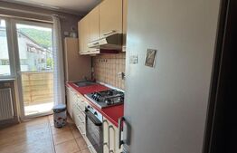 Apartament 3 camere , parcare, zona Subcetate 