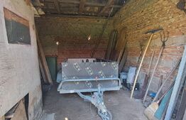 Proprietate cu potențial, casă + șură stejar și livadă - satul cu comori